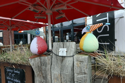 Zwei von den V&ouml;geln