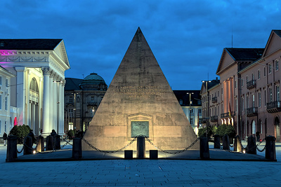 Pyramide