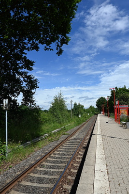Warten auf den Zug