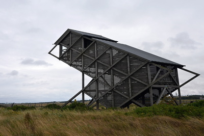 Aussichtsturm &uuml;ber Feld und Flur