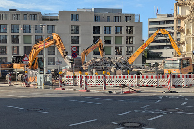 Bagger bei der Arbeit