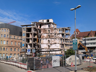 Abriss einer Nachkriegsikone